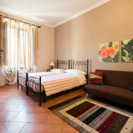 Apartamento Spezia 33 *